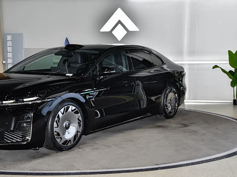 2025�� ������