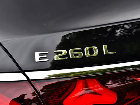 2026�� E 260 L 4MATIC