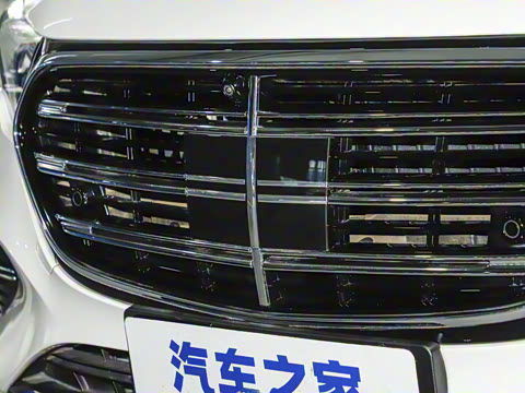 2024�� E 350 e L ���ʽ��϶����γ�