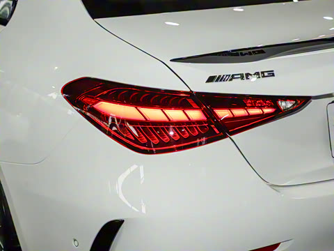 2025�� AMG C 43 4MATIC