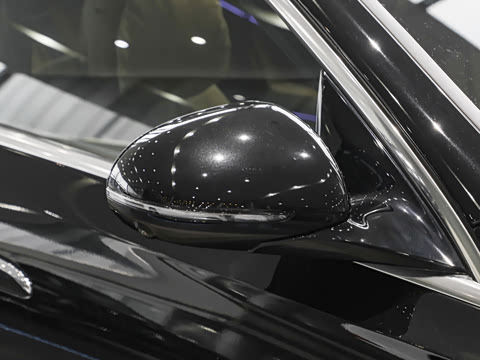 2026�� �Ŀ� E 260 L