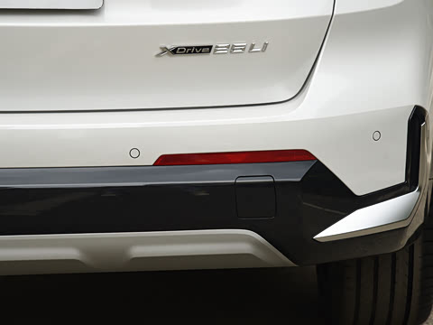 2026�� xDrive25Li X�����װ