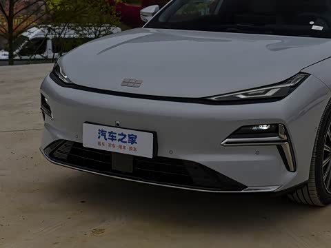 2026�� 225km EM-i Զ�����ǺӰ�