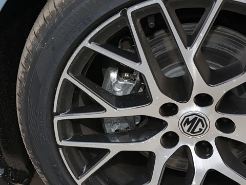 2026�� 1.5T 300 DCT���Ű�