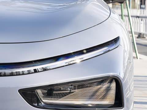 2026�� ���� 1704 Max �콢��