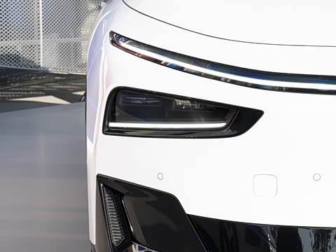 2026�� ���� 1704 Max �콢��