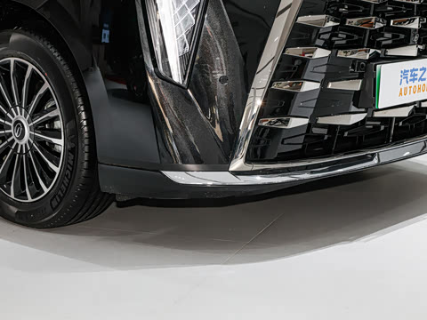 2026�� PHEV L ���� Ultra