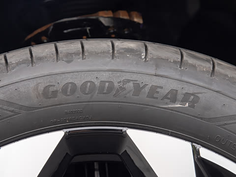 2026�� 85kWh Max+