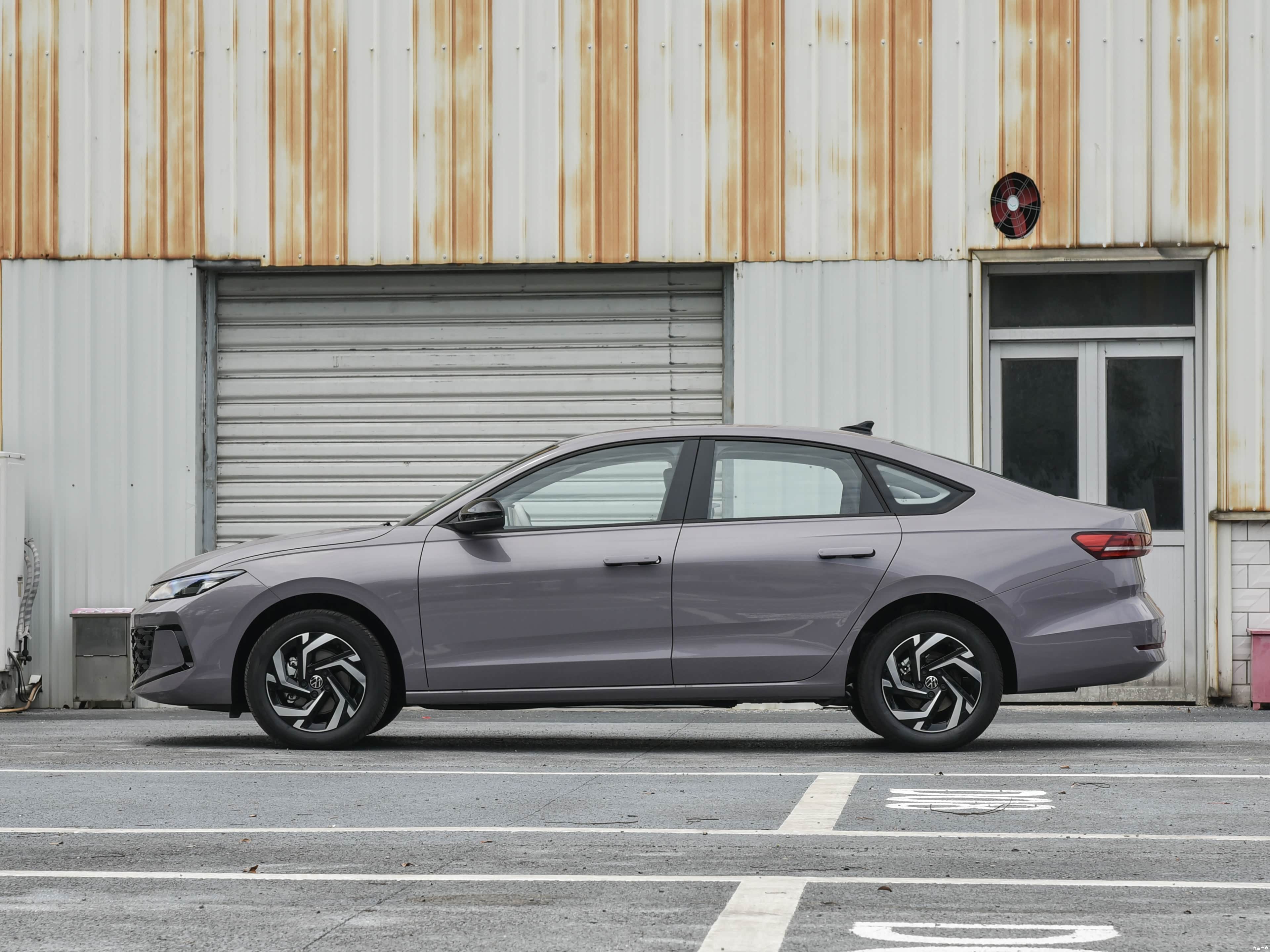 Volkswagen Lavida, миниатюра 4
