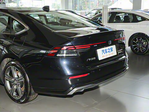 2025�� 2.0L e:PHEV ����