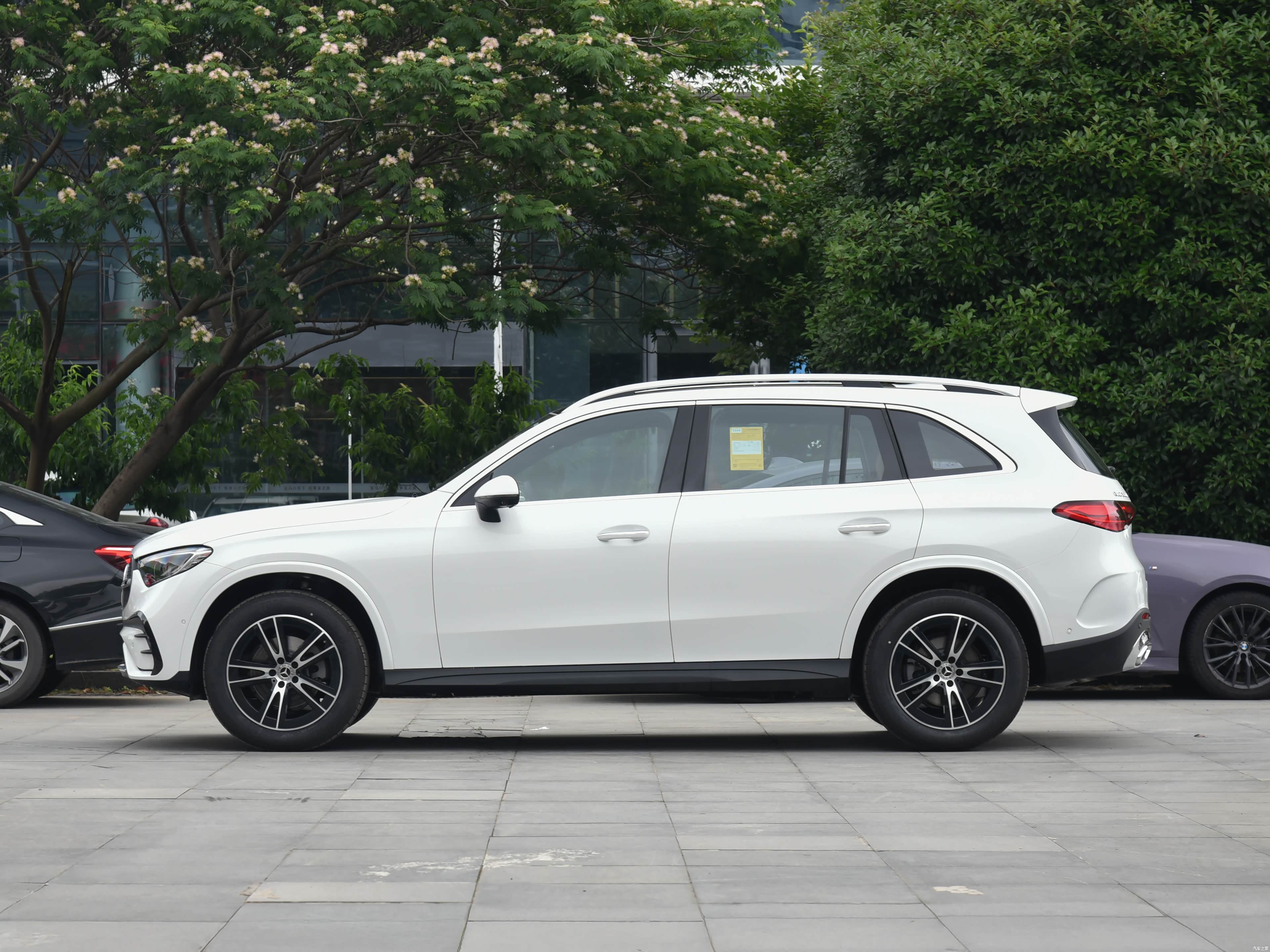 Mercedes-Benz GLC, миниатюра 4