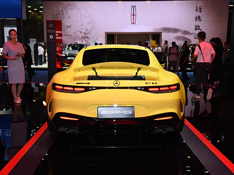 2025�� AMG GT 63 4MATIC+