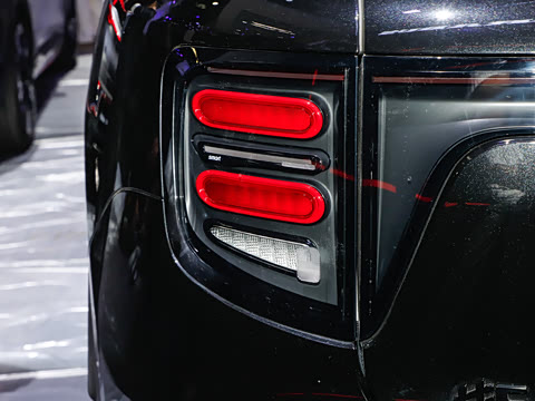 2025�� BRABUS ���ܰ�