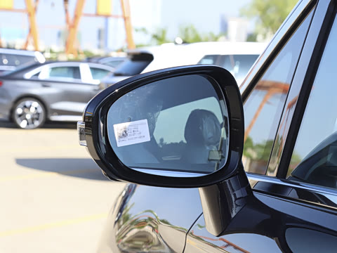 2025�� EV ����׿Խ������