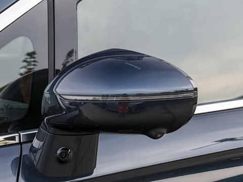 2026�� �����9 EV Ultra