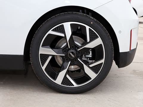 2026�� 463km COOPER SE ������