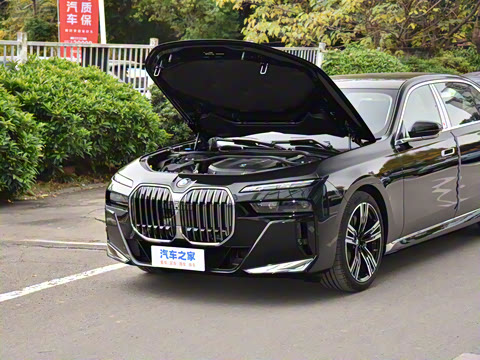 2026�� 740Li ������ M�˶���װ