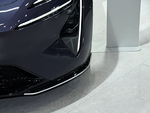 2025�� Ultra���̰�