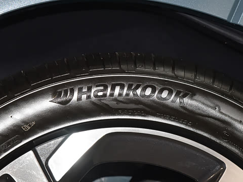 2025�� quattro 45�����ذ� 35TFSI  ��ȡ������