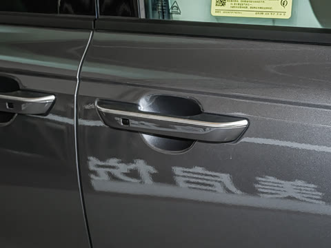 2026�� 2.0T �콢��