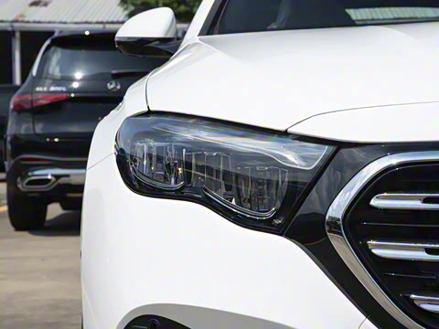 2025�� �Ŀ� E 260 L