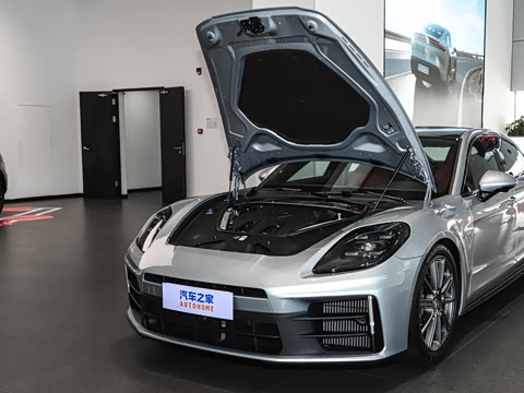 2026�� Panamera ������ 2.9T