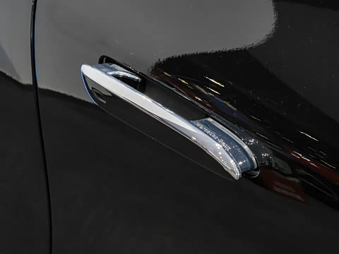 2025�� 500 4MATIC