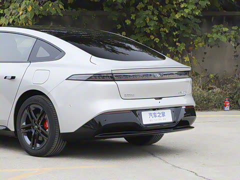 2026 007+  650 Ultra+״