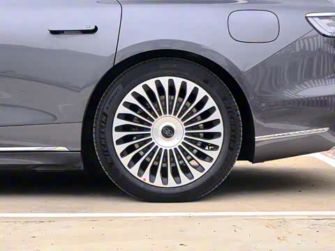 2025�� ���� Ultra��������