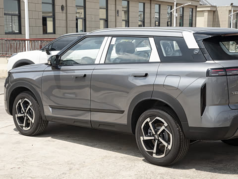 2025�� ���ܰ� 1.5T ��������