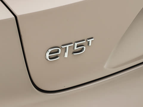 2025�� 100kWh Touring