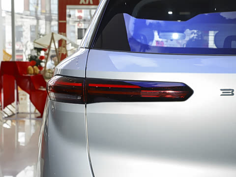 2025�� 565km �����