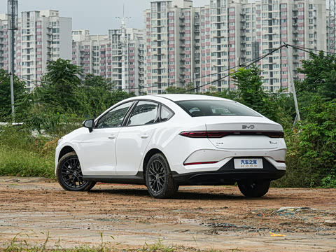 2025�� EV �Ǽݰ� 510KM��ȡ��