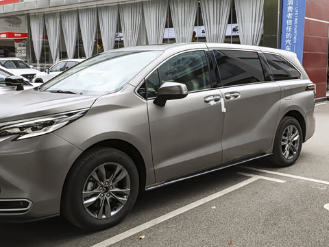 2027�� 2.5L ˫��������԰�