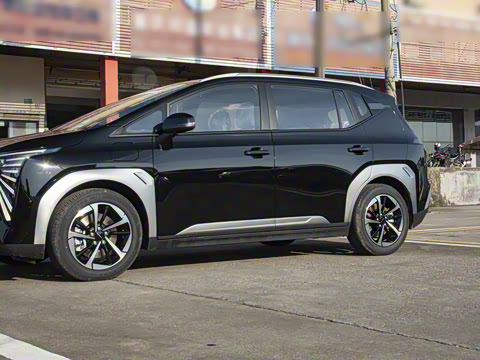 2025�� Plus 610 ������