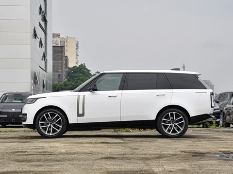 2026�� 3.0 L6 400PS HSE�����