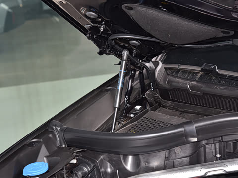 2026�� �Ŀ� xDrive 40Li ������M�˶���ҹ��װ