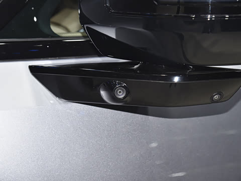 2025�� Max
