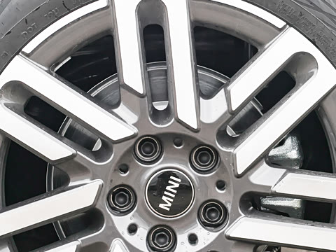 2025�� �Ŀ� 466km COOPER E ������