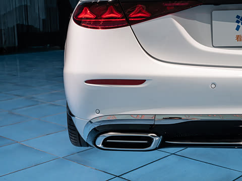 2027�� S 680 4MATIC