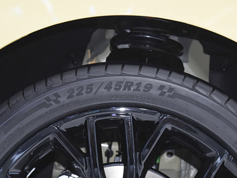 2026�� 605 Max