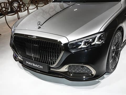 2027�� S 580 4MATIC Night Series