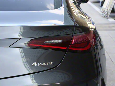 2026�� CLE 300 4MATIC �����ͽ��ܳ�