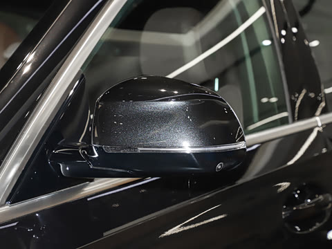 2026�� xDrive40i M�˶���װ