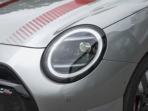 2026�� JOHN COOPER WORKS