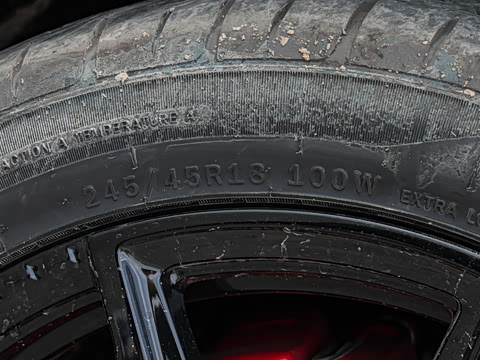 2025�� 2.0T �Զ���Ӱ200���������