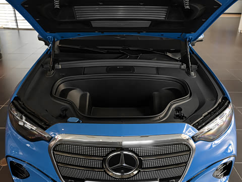 2026�� ����� 400 L 4MATIC