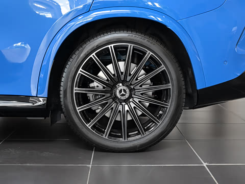 2026�� ����� 400 L 4MATIC