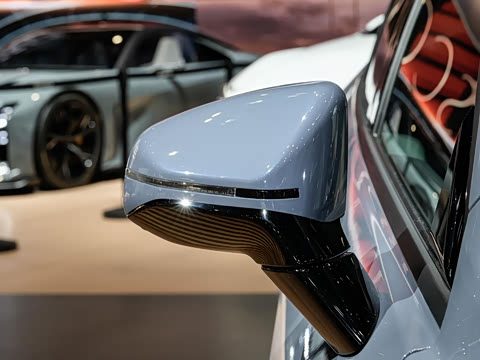 2026�� 300h