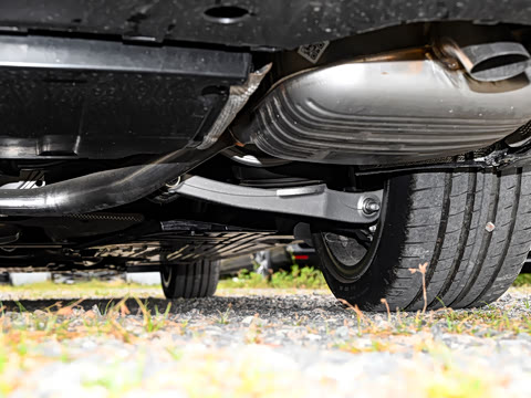 2025�� �Ŀ� C 350 eL